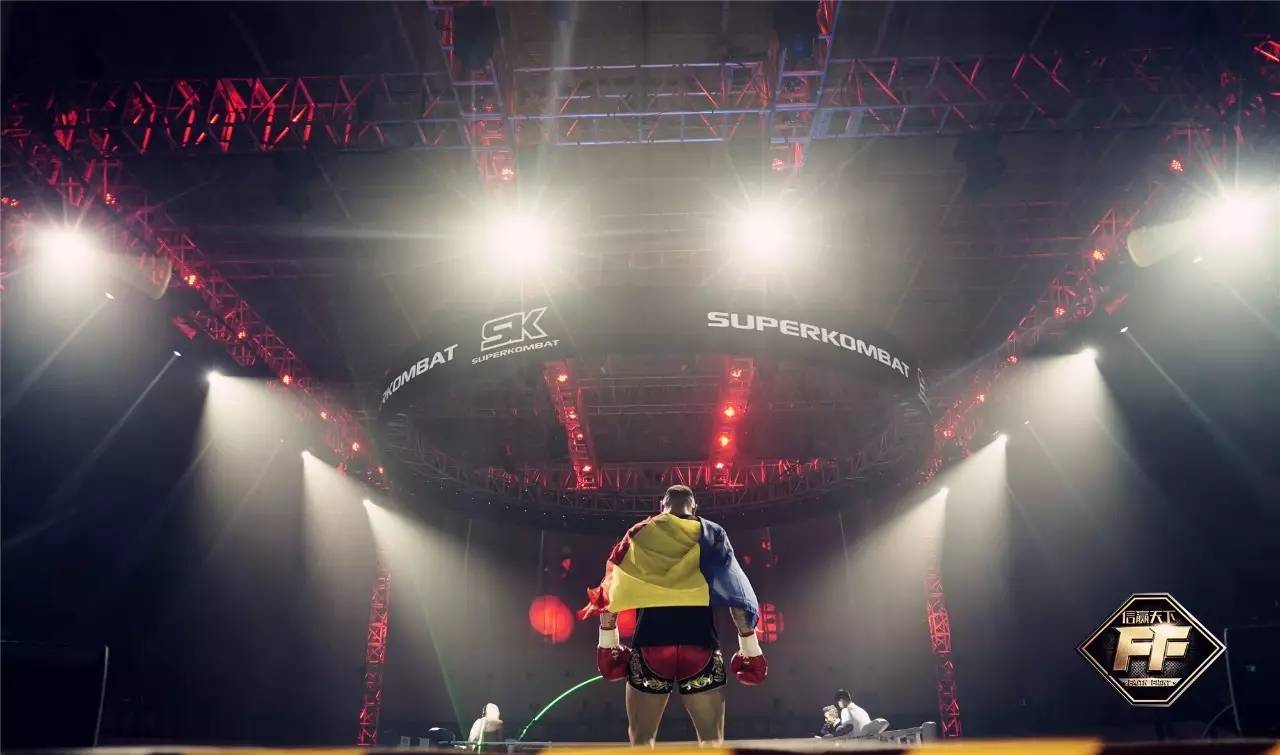 包含Ning回归赛场，逆转首场状态亮眼，曼联观众沸腾！的词条